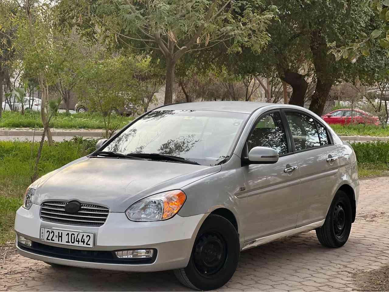 اكسنت 2011 
محرك 16 ممفتوح 
تخم تايرات جدد صدر جديد 
شاشة + كاميرا 
السيارة بيها ملاحظات فقط بدون صبغ 
صورة الفحص مرفقه مع صور السيارة 
السعر 88 ورقة ومجال بسيط للأسفسار *********** كركوك, العراق
