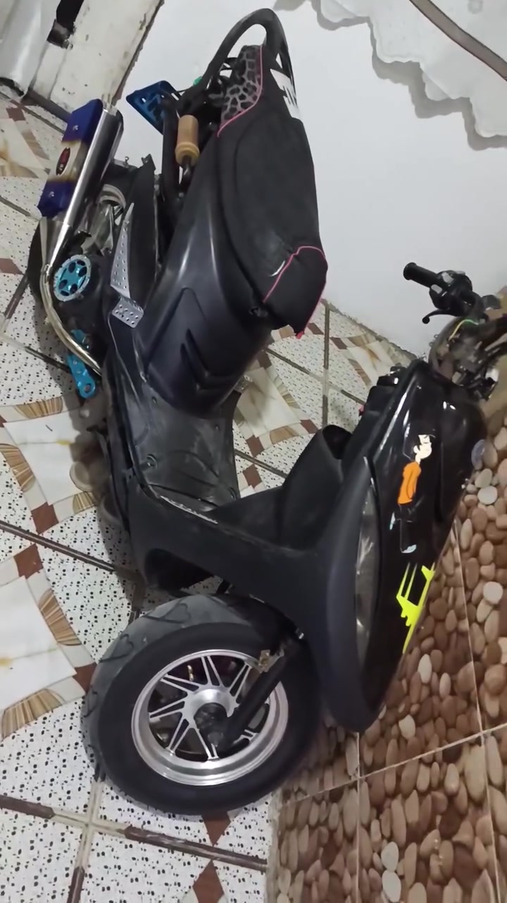 ماكس عدله نضيفه رياضي لبيع أو مراوس تفاصيل دراجه خاص مو شراي يطلع كبل 💯


**إذا كنت صاحب هذا الإعلان وتريد حذفه لأي سبب، رجاءا أرسل رسالة إلى الدعم الفني**