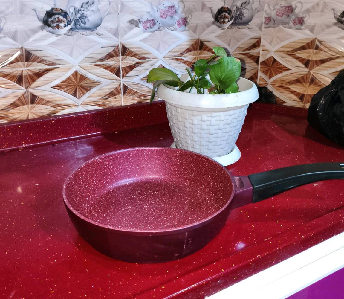 مكاني ناصرية قضاء الجبايش كل القطع جديدة و اصلية ... ليزري ثقيل زيتي مواصفات عالية جدا مصنوع من التيفال الاصلي راسلني خاص و خادم الك ***********