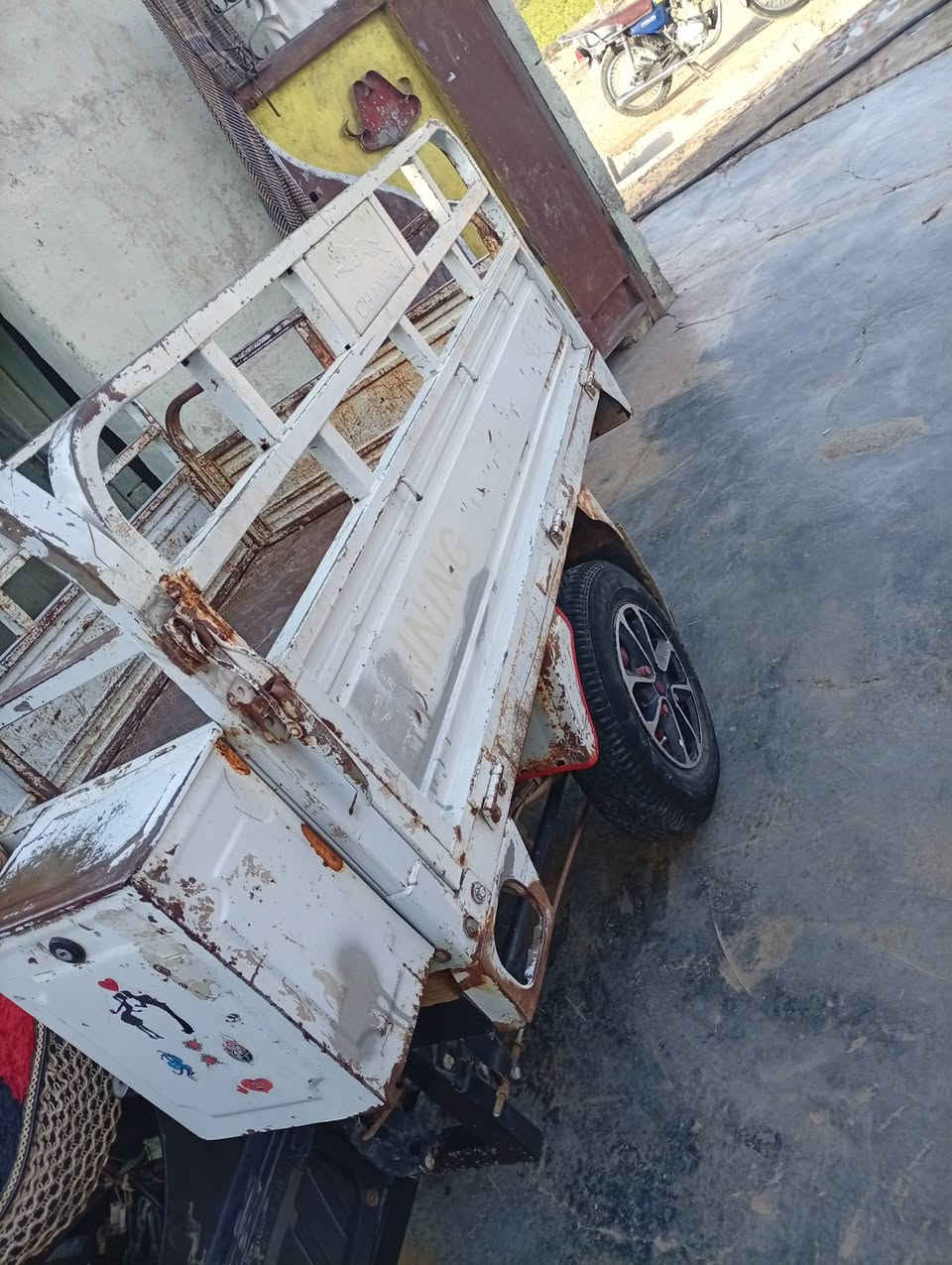 للبيع 2018 شرط نضافه سعر 950 
*********** مكاني ديالى خانقين قولاي
