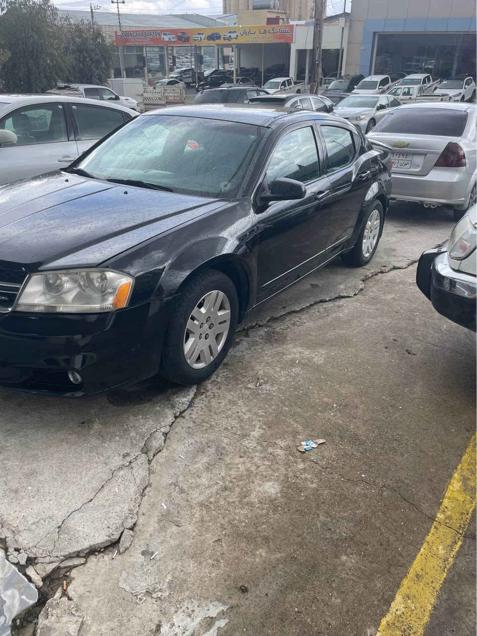 دوج.افنجر موديل 2012دووقطع او نيف صبغ بي داخلي  مكينه 6پستن گيرو مكينه شرت تحويل او وكاله شرت 16ورقه غرمه يل سر سعر 88$ورقه بيجك مجال تلفون *********** زاخو, دهوك
