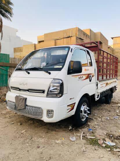 سلام عليكم كيا فحل للبيع موديل 2023 مفتوح سياره بلاديه مكاني بغداد
***********
