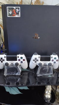 PS4 برو • مهكر • هاردين ٥٠٠GB