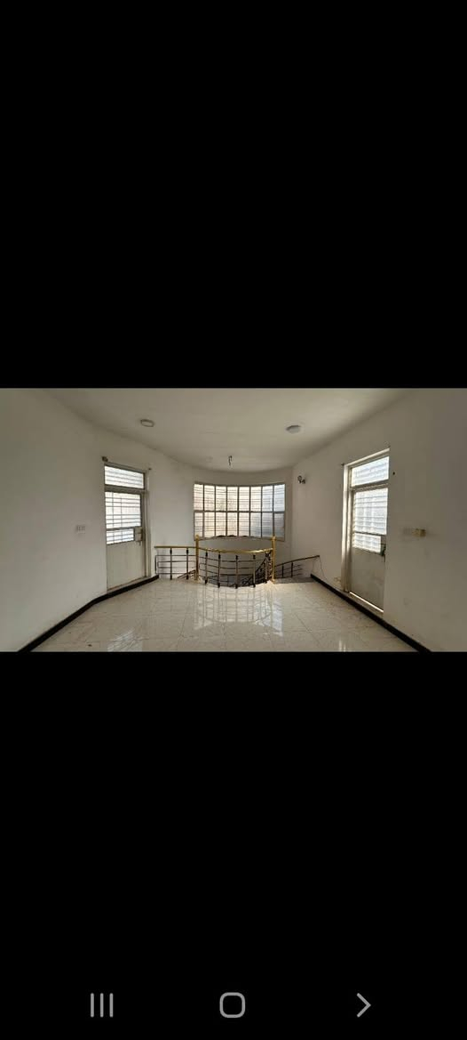 ■دار جديد للإيجار ام الخيل الثالثه■
●●●●●●●●●●●●●●●●●●●●●●●●●●●●●●●●●●●●

                    مكتب آملاك للعقار والمقاولات 

■بيت للإيجار ام الخيل الثالثه قرب شارع ٢٠ بالبدايه 

■غرفتين وصاله ومطبخ وصحيات واستقبال 

■بيت جديد وجاهز للسكن 

■بداية ام الخيل الثالثة

للإستفسار مكتب آملاك للعقار والمقاولات العروبه شارع المتحف قرب مطعم كودو كودو او الاتصال على الأرقام التالية 

***********

***********

@الجميع 

مستعدون لتلقي كافه عروضكم #بيوت #قطع #إيجارات #زراعي_طابو شقق بيع شقق ايجار @إشارة
