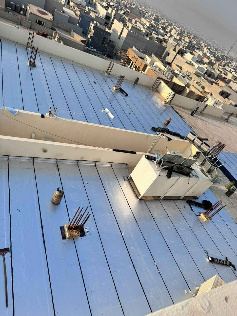 سارع وحمي بيتكً من تسرب الماء والرطوبه وايضاً عاكس للحراره اسطح وجدار خارجي  بوصل ضمان 
عدنه نوعيات مختلفه كل الأسعار داخل الإعلان 
    ***********
***********
*********** 
إيطالي درجه اولئ وزن ثقيل 321  بخمسه ونص الف 

ايطالي درجه اولئ الالمنيوم   المتر خمسه الف 

ايراني الالمنيوم 995.           باربعه ونص المتر 
اتصل وراح نسوي تخفيض للمساحات 
نعمل جميع مناطق محافظه نينوئ  عملنا هو بالأصل مخافه الله وبوصل ضمان من الشركه تضمن بيه حقك 
ولدينا عروض خاصه للمساحات الكبيره ونتعامل مع المجمعات ودوائر الدوله بوصل ضمان والفحص مابعد العمل 
مكونات ماده الابزوكام هي 
ماده سلفونيه الالمنيوم ال الألياف النسيجيه الزجاجيه والقماش الحراري وماده القير الدرجه اولى ومواد تصلب 

موقعنا 
حي البكر قرب جامع البديع مقابيل حركه بابليون
زورو موقعنا لضمان حقك
