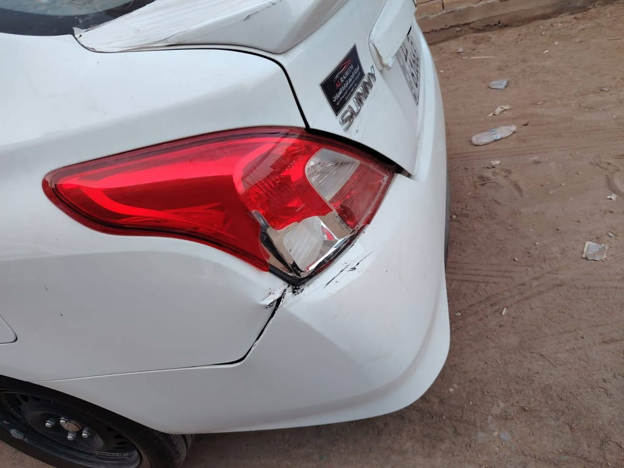 سلام عليكم نيسان صني 2024 هندي الأصلي
ماشيه 16 الف
سياره جديده
بيه هل طخه
السعر 18مليون عراقي
***********
