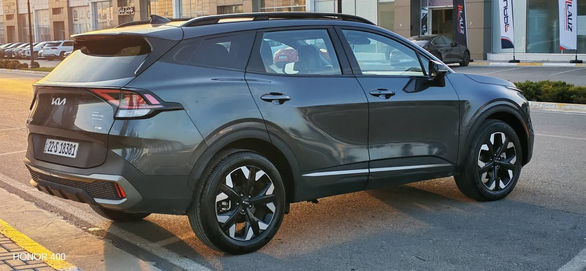 كيا سبورتاج ٢٠٢٣ فول مواصفات 
ضرر جملغ باب سايق بي ٣قطع كلير أمريكا يعني٥قطع صبغ بدون دواخل بدون آيرباگ
ماشية ١٣الف مايل محرك ٢.٥جدي أي
العنوان السليمانية معرض باران
***********
*********** السليمانية, العراق
