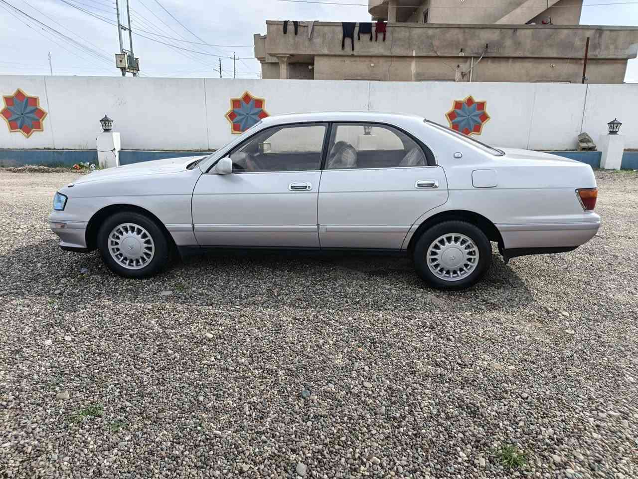 السلام عليكم تويوتا بطه رقم نينوى  دولي شرط الوكاله والتحويل ايمت ميعجبك،، محرك 3000 بلباكيت كير 3000 يملخ طياره بيها شلعه تخبل سياره جاهزه من الدعاميه للدعاميه،، محرك وگير شرط،،صدر أمامي خلفي مشتغله كله بل باكيت شاده وربل شاده جديد ،،طخم تاير بل كارتون شاده،،باور گصه كهربايات كلها شغاله،، تبريدثلج ❄⛄،، تدفئه 🔥نار،، لايت زينون عالي ناصي،، اشاير،، رونات ،، كيلو متر كله شغال،، كيج بنزين،، بگ لايت،،  شاشه ٤سماعات الانترا گصه،، دبل ولوي أصلي مو محور،، منفصل،، سياره مكفوله كفاله عامه من الدعاميه للدعاميه من الگص والنقل الجثه والعيب الشرعي سياره فقط صبغ الصندوق والباقي كله عله وضع الشركه اما ما شاء الله عله غرفتها وجه باب صندوق دشبول كشانه داخل البونيد كله شركه سياره جاهزه السعر 60 وبيها مجال للشرايه وبلعافيه ليأخذها إني مكلف هاذا رقم صاحبها بياع وما يقصر الرقم ***********
