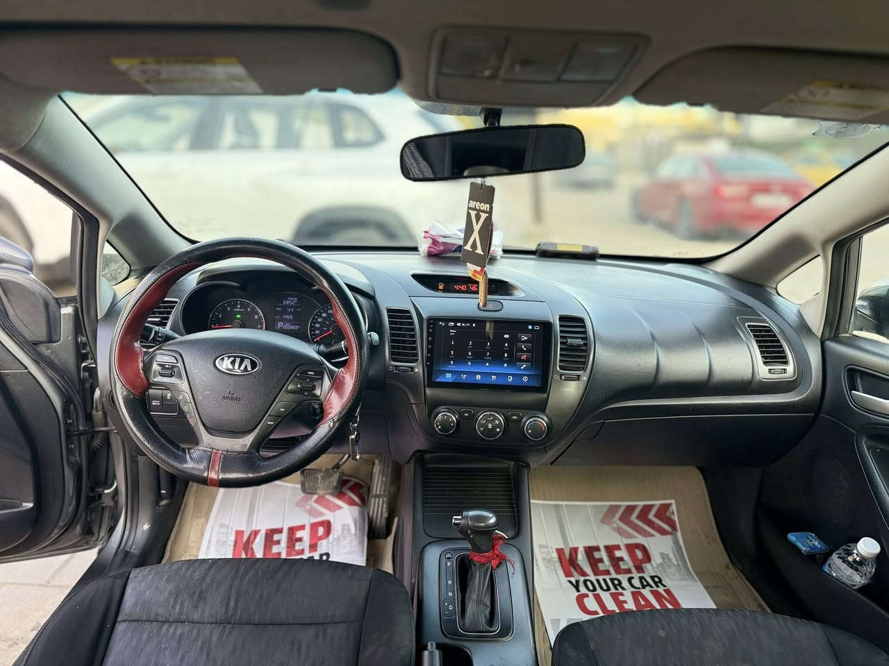 السلام عليكم
كيا فورتي 2016 وارد كندي رقم واسط دولي بأسمي
كير مكينه كفاله صدر جديد تخم تاير جديد باتري جديد
تبريد ثلج تدفئه جاهزه غرفتها نضيفه منظومه غاز جديده بيها منظومه عدسات زنون اصليه شاشه كامره دواره السياره بيها بنيد فقط وسونارها مرفق مكاني واسط الكوت السعر 116 وبيها مجال
***********
