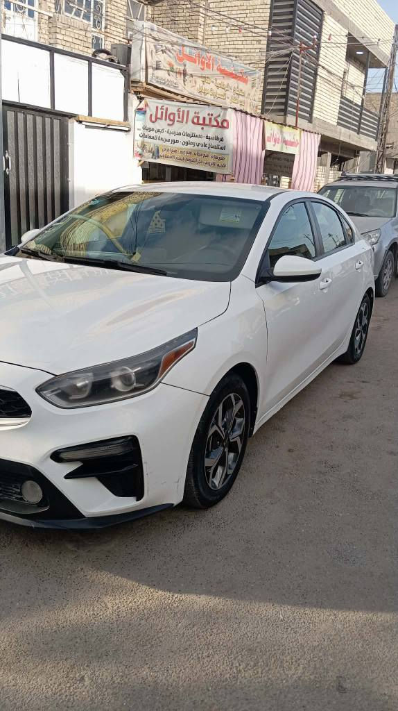 السلام عليكم سيارة فورتي ٢٠١٩ بأسمي وارد امركي مواصفات معروفه السيارة ليبل واحد بدون شواصي بدون لغود بدون ايرباك صور الحادث بالصور كير سي في تي محرك دوش ٢٠٠٠ مكان السيارة البلديات
*********** بغداد, العراق
