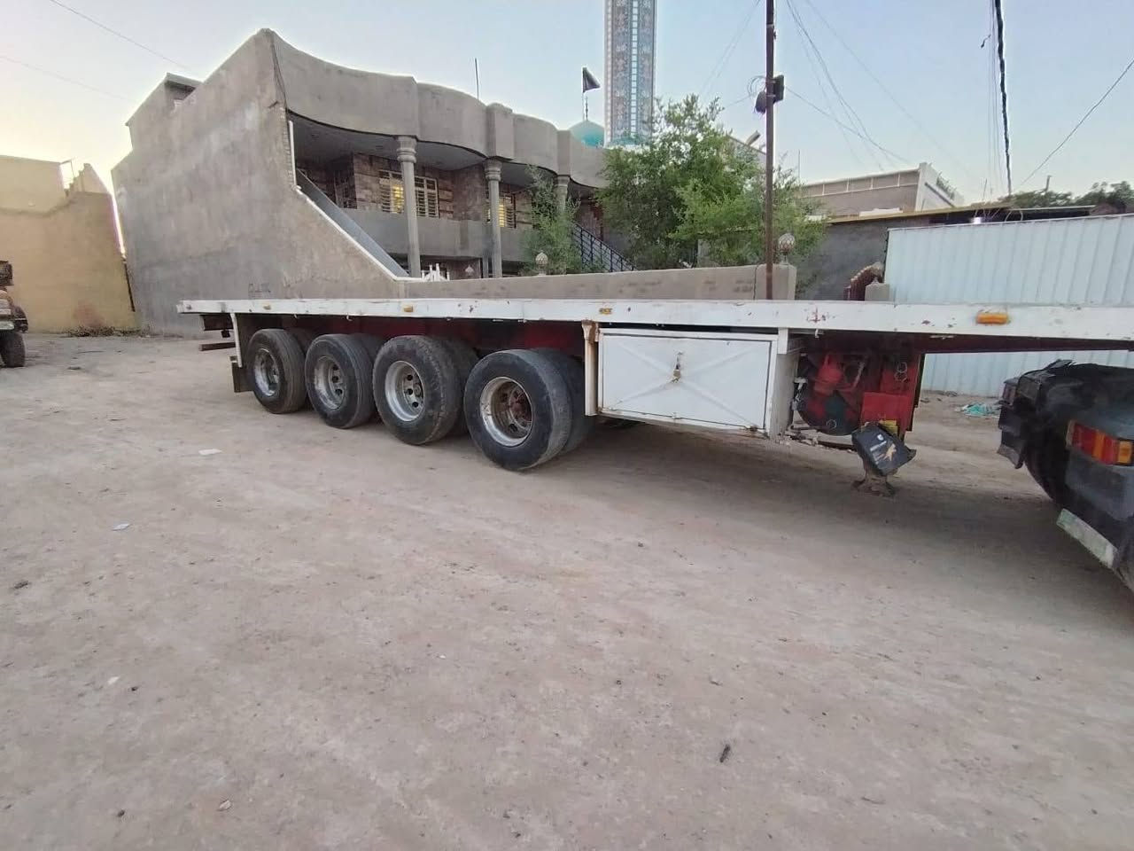 سكانيا ٢٠٠٥ للبيع رقم سليمانيه الدولي مربوطه فلات ٤ محاور جوبلس مزوج للبيع ***********

