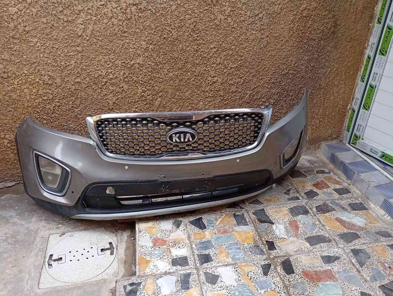 دعاميه سورنتو بلاد مع شباك وبلاجكتورات ضرر بسيط سعرها ٢٠٠ آلف مكاني بغداد مدينة الصدر 
***********
