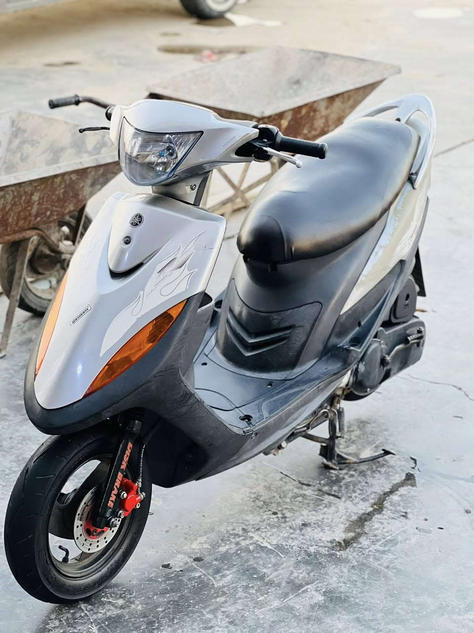 السلام عليكم ماكس عدله للبيع فقط مكفوله من كلشي كامله مكمله بدون اي نقص مكينه مكفوله من الفتح تجيب فيتر وتفحص  بانزين كله محسن مكاني بغداد الشعب وسعرها 800وبيها مجال بسيط رقمي ***********
