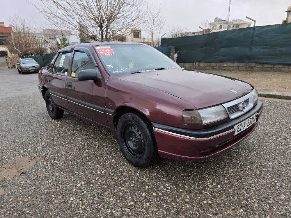 ژ.م.***********=***********چمچماڵ
ئۆپڵ ڤیکترا مۆدێل ۹۱ مەکینە ۱٨ گێڕعادی
گێڕو مەکینە بەشەرت بێ لێدراوی بێ دەعم
سنوی تا  ۲۰۲٨ تازەیە مەرجی تونوتۆڵی تازەیە
کۆبونی بەنزینی کرکوکی هەیە دفتربنزین
سقف سڵایت کارەبایی قفڵ مرکزی
چوارتایەی لۆک تاقم دواوپێش بەشەرت شمشمل, السليمانية
