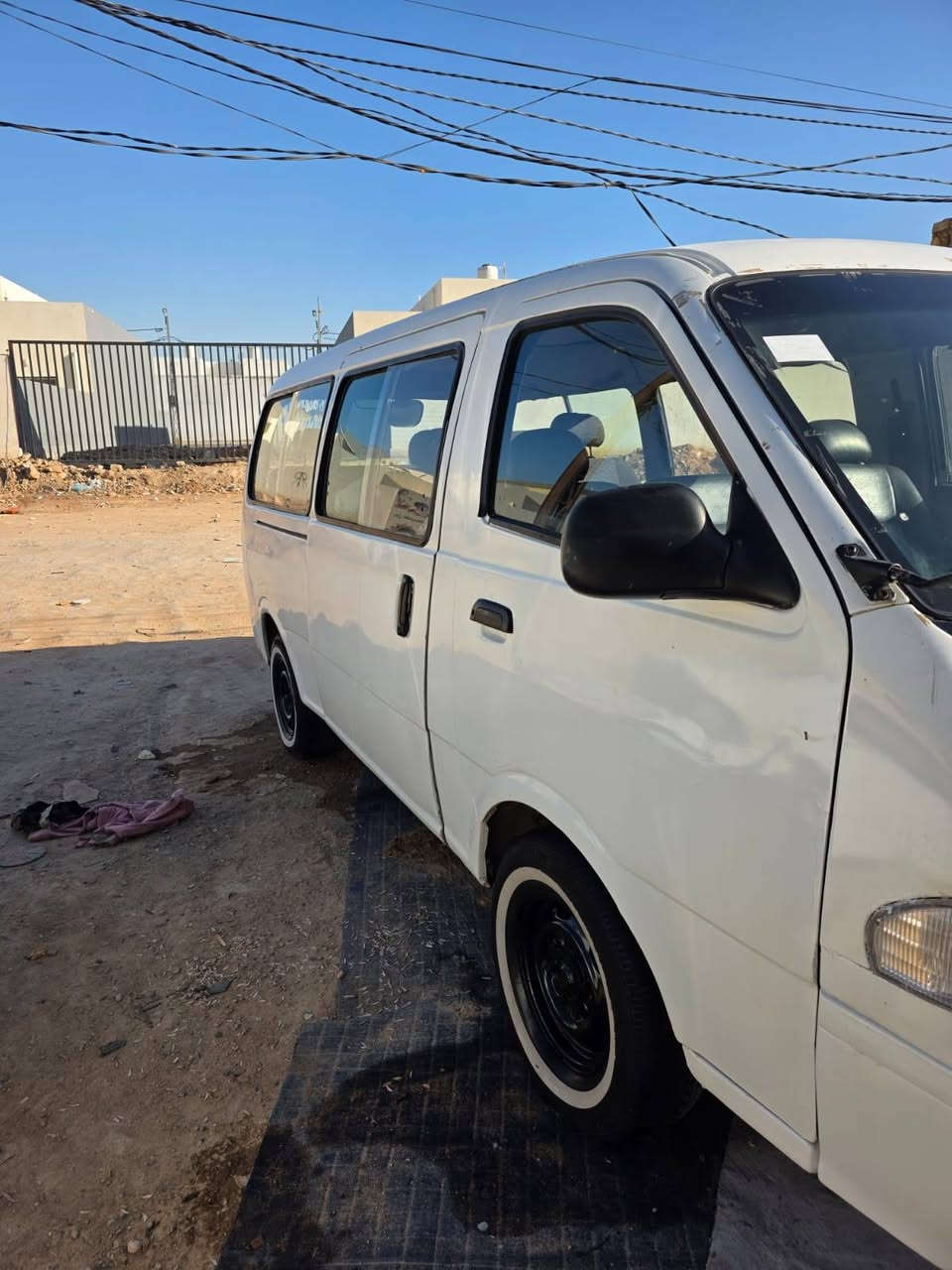 كيه بريجو مديل ١٩٩٧ جديده هستوني امعمره كير واكسن جدد وصبغ جماليه جديد ما ناقص برغي بس المكينه بيه خيط بخار والسياره تعبان عليه وكلش نضيفه العنوان نجف كوفه شارع المعمل الرقم *********** والسياره ما مطلوب ربع تستلم صفر واني خادم النجف, العراق

