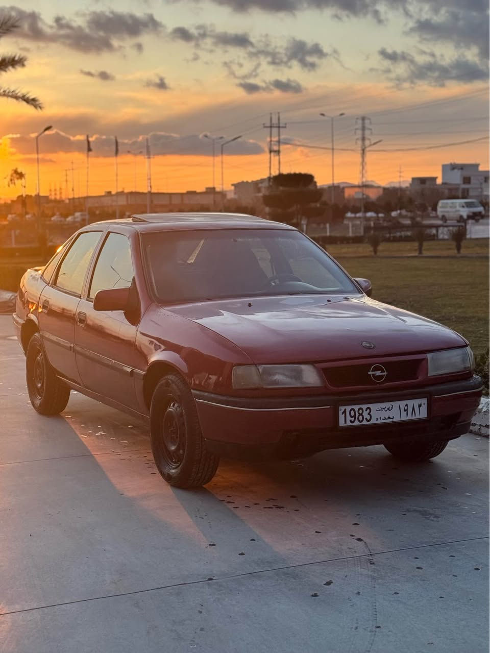 ڤیکترا ئۆپڵ ✅📦
مۆدیل١٩٩١ ی ABS
مەکینە ١٨ ی مەرغوبی بازاڕ
بێ دوکەڵ و بێ بوخار
سڵاید
ماڕۆنی شوشەی 
قەپ و قوپو شوختی نیە 
سبوخیشی کورەیە بۆ جوانی 
٤ تایەی لۆکی لەسەرە حەفتەیەک داندراوە 
بەشەرتی ئەوەی خایسی پێوە نەبێ
گێچ و تەبرید و کارەبای بە شەرت 
ماشاللە ماڵی دۆستە. 
سەیارەکەش علوجە بە شەرتی ئەوەش دەیفرۆشم ماڵی کەس نەبێت و پارەی کەسی تێ دا نەێت 
سەیارەکەش هی ماڵی خۆمە و هی مەعرەز نیە  
تکایە موشتەری نی سەری خۆم و خۆشت مەهێشێنە لەگەڵ ڕێزم بۆ هەمو لایەک✅♥️
ژم:*********** رانية, السليمانية
