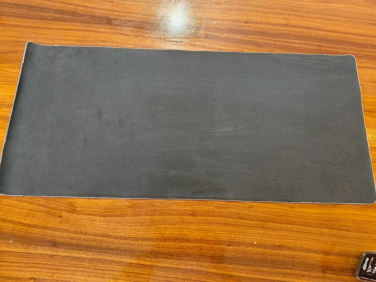 سلام عليكم
شنو ليفيدك من هذن اتواصل وياي واتساب 
***********
ماوس باد الطول متر 20الف
توصالة ايفون 7الف
توصالة متعدده 10الف
