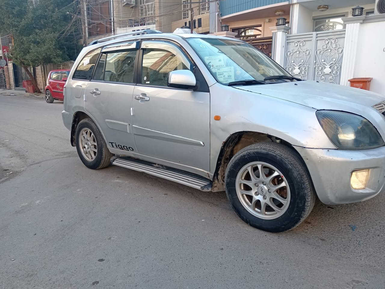 السلام عليكم تيكو ٢٠١١ ميكانيك مكينه وكير خير من الله كهربئيات شغاله تخم تاير صدر جديد غرفه حلوه مشروع وطني تبريد ثلج مواصفات حلوه ترايهه ناعم بدون ضربه شواصيهه جدد بيهه جراد مكفوله من الضربه رقم دلي الجديد السعر ٤٩وبيهه مجال قليل الاتصال على ***********
