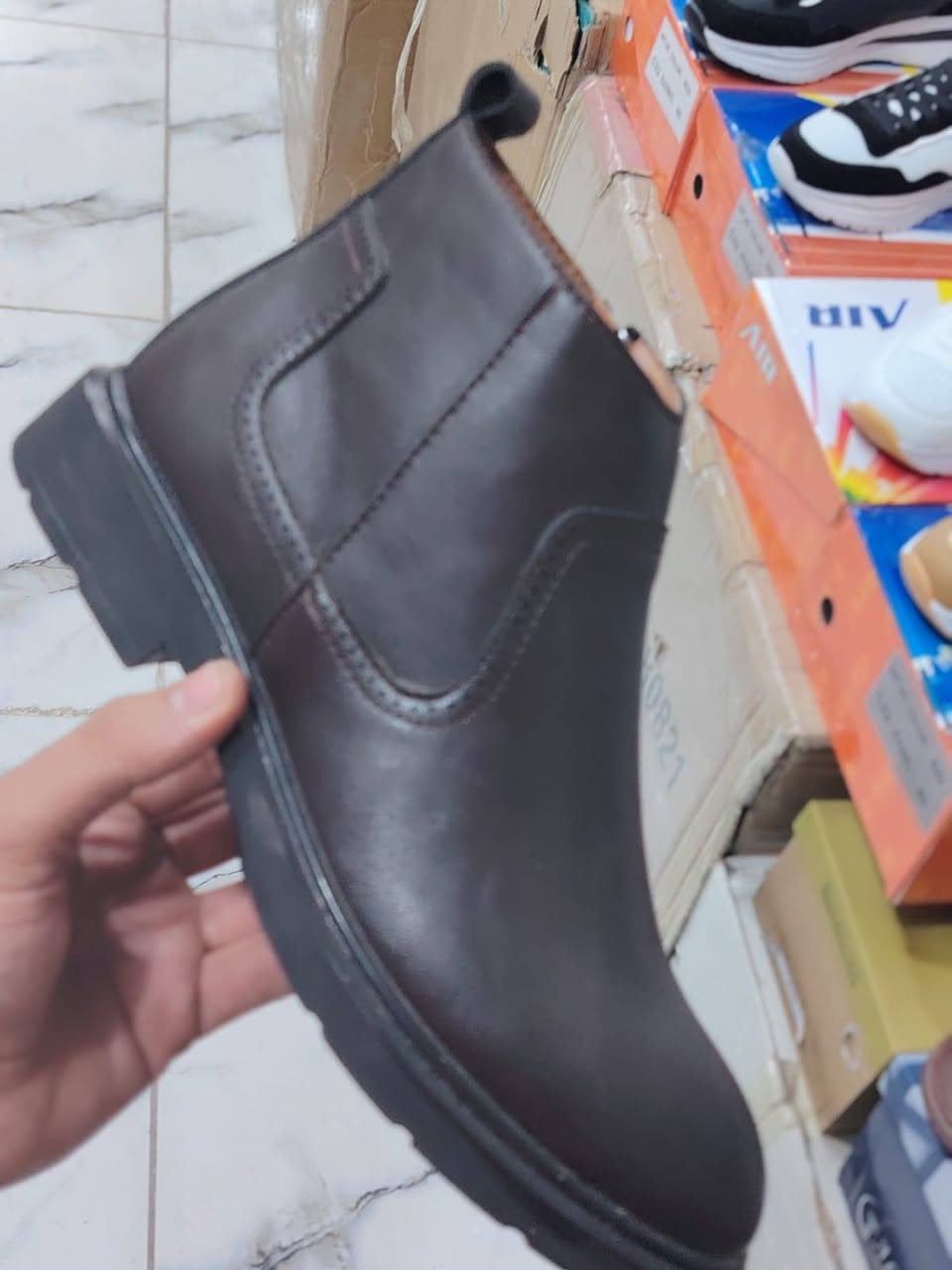 تنزيلات تنزيلات بمناسبة راس السنة الميلادية فقط 15الف دينار بوت تركي طبي درجة اولى خفيف النعل طبي 
#15الف####15الف 
بابل حلة شارع الامام علي قرب مرقد العلماء الاربعة 
وتساب ***********
