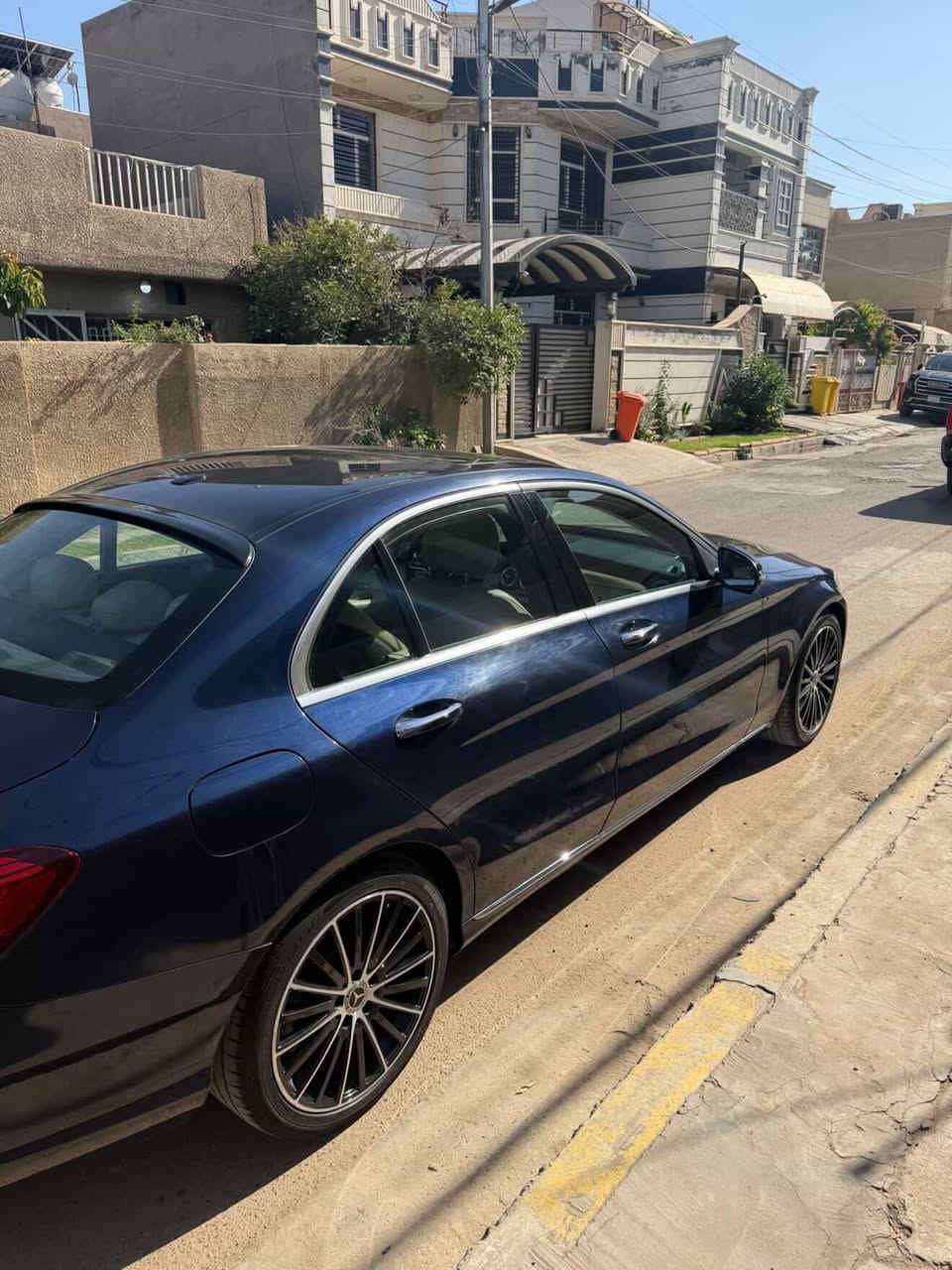 مرسيدس C300 2021 (توويل) فول موصفات ماعده دبل ماوس 
سلايد
ماوس
داخل الوان ٦٤ لون
كشنات تدفئه
كشنات كهرباء
رادار امامي
رادار خلفي
نقطه عمياء
كيجات دجتل ( ٣ ثيمات)
جنطه كهرباء
لايتات زينون ٨ عدسات
اوتو بارك
تحديد مسار
ستم سماعات برومستر
كار بلي
شاحن وايرلس
بصمه ابواب
بصمه تشغيل
داخل قرميدي
ويل ١٩
دفيوزر ٦٣
ماشيه 60 الف
السياره وارد امريكي قبغ جنطه مبدل بلادي وصبغ جاملغ الخلفي فقط
وبدون ايرباكات
كير ومحرك مكفولات من الفتح والتبديل
مكانها الدورة شارع ابو طيارة سعر 270 وبيه مجال
رقم الهاتف ***********
