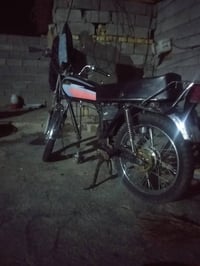 شباب اربعه جير للبيع بيها ورقتين اوراقه ضايعه ورقتين بيها رقم الشاص مو...