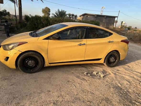 السلام عليكم
 للبيع 
النترا 2011 محرك 1800 دوش 
مكانها بغداد سونار موجود وبيها قمارة وبنيد وصندوق رصعات مطر حالوب  سعرها 80 بيها مجال 

‭0750 541 9184‬

‭0782 482 2087‬
