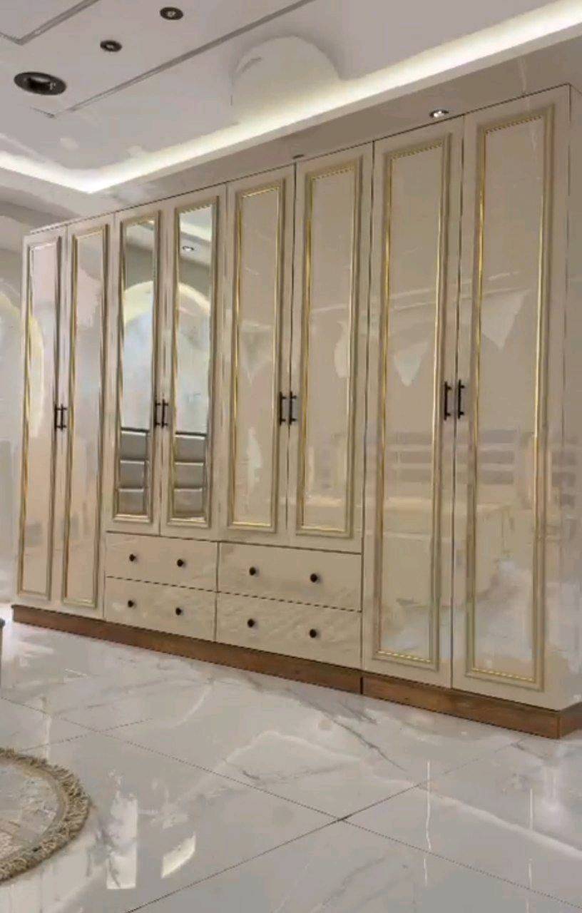 *تم وصول موديل ورده*
للاستفسار مراسله ..

*10 قطع*  
    

*كنتور وملحق* 330سم 
ارتفاع 220سم 


✅ الشازلونه مخزن السرير مخزن 
✅ برغي  حديد 
✅ اناره بل سرير 
✅ المصنع الأصلي
✅ قياسات ضخمه 
  
 جام مطرش 
خدمه توصيل جميع محافظات العراق مع شد ونقل 
        العشر قطع بغداد مجاني اطراف 20محافظات 100
محافظات شماليه توصيل 125
تصعيد كل طابق 10
التوصيل مع الشد متوفر مقطع فيديو للمنتج في قناة الغرف التركية 