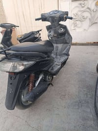 درجه البيع دراجه شغاله سلف نقصها بس هدر دراجه والله نضيفه و شغاله كهرب...