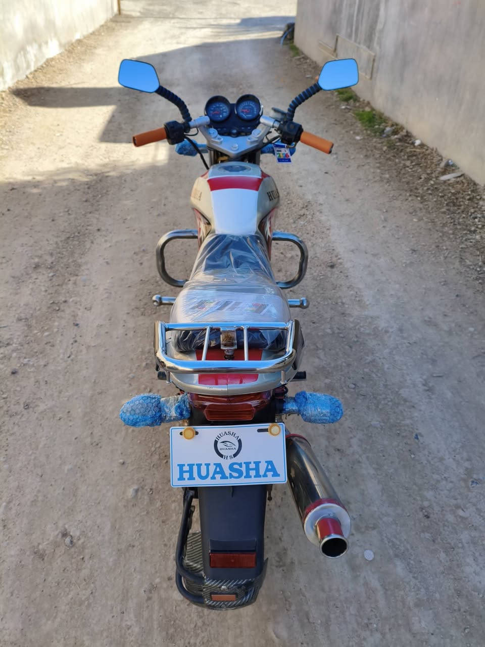 السلام عليكم للبيع دراجه هيوشه موديل 2020 ويا أوراق المحرك مكفول كهربائيات كلها شغاله ربع ما اتحط عليها السعر 750 وبيها مجال المكان الرمادي البعلي الجاسم قرب محطه الثانيه ألاستفسار ***********
