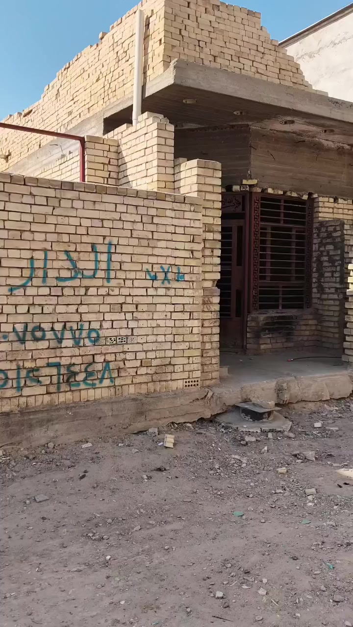 بيت هيكل 100متر مربع بكاع ابو علي الدراجي  قريب على لشارع لعريض  للستفسار ***********
