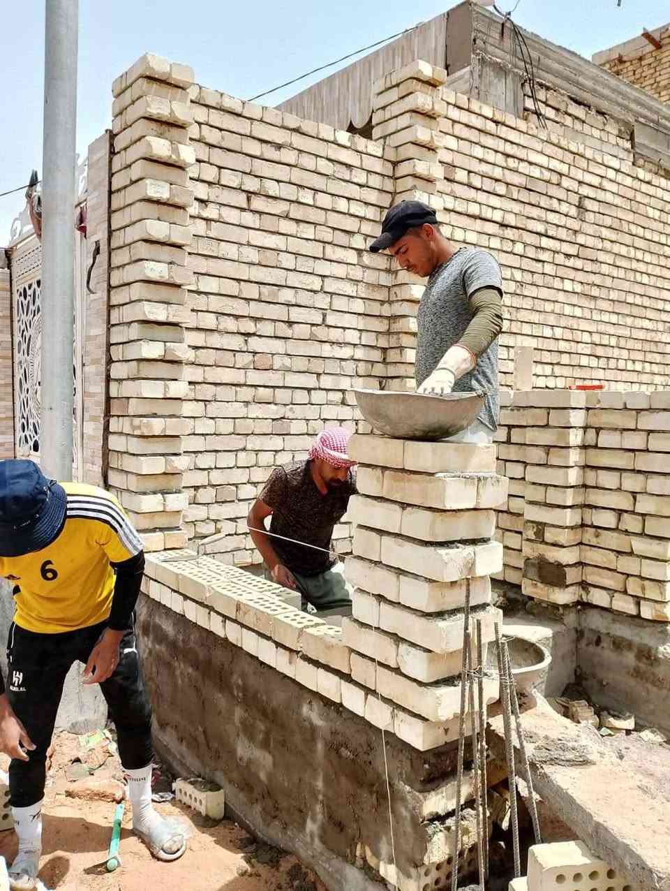 السلام عليكم خلفت بناء متفرغ حالين ***********
***********
