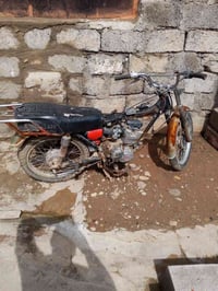 شباب للبيع 07517368303