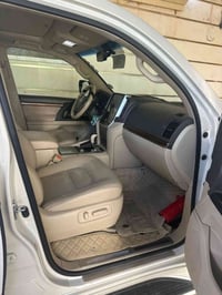 لاندكروز • ٢٠١٨ • رقم سلمانيه