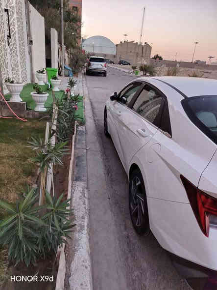 هونداي النترا ليمتدد وراد امريكي 2024
مواصفات لايمتدد معروفه بصمه دخول ذكي كشنات جلد فتحه 
كامرات 360 ردار تحكم استيرين 
شاشه دجتل 3 وضعيات قياده 
تثبيت سرعه سياقه ذاتيه
سايد بريك دكمه
شاشه متصل ويا العينه
مكينه 2000
حادثها فقط رصعات بل بنيد وخشم الجاملغ راجع بل بيدائار
داعميه ولايتاته اصليه 
لون صدفي 

***********
