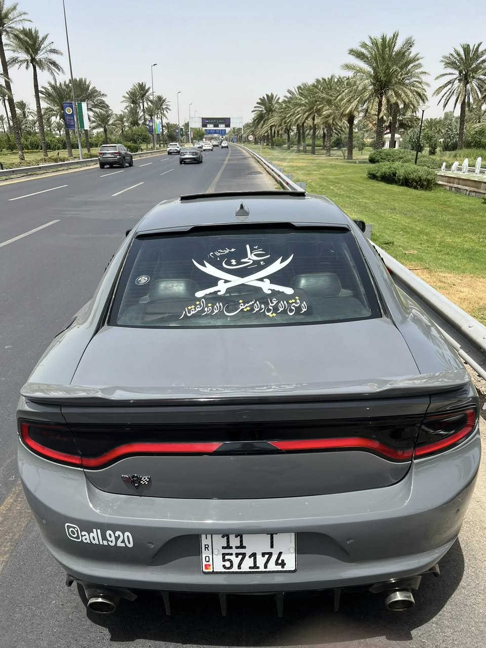 السلام عليكم
للبيع أو مراوس

 ١٤٥ وبيها مجال 

جارجر موديل ٢٠١٨ / SXT بلاس/ 3600

رقم بغداد /فول مواصفات / سستم صوت 

تغير لون / بالسنويه رصاصي غير محدد 

رقم الهاتف/ ***********

واتساب / ***********

صور الحادث موجوده بالمنشور .
