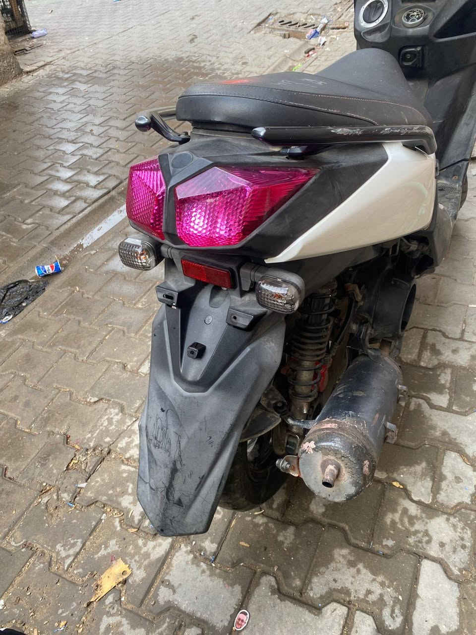 السلام عليكم اخوان دراجه سكنس نظيفه للبيع سعر مليون


**إذا كنت صاحب هذا الإعلان وتريد حذفه لأي سبب، رجاءا أرسل رسالة إلى الدعم الفني**