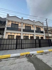 #للبيع تونات عدد3 درجة اولى  في #السيدية 🔥  📍الموقع: مربع الضباط القاد...