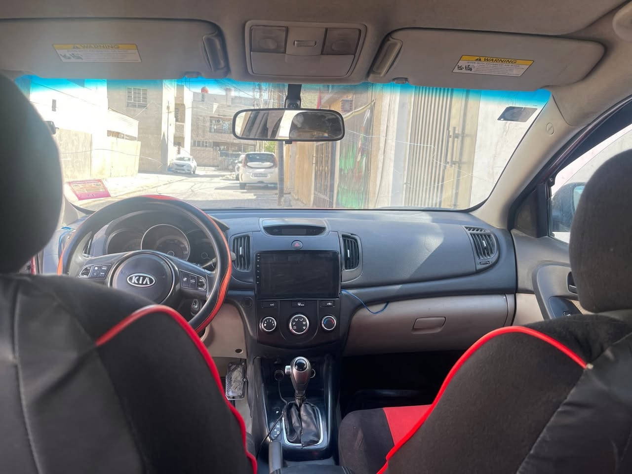 السلام عليكم كيا فورتي 2011 للبيع تبريد عاطل  تحكمات مري وتحكمات ستيرن بيها 3 قطع صبغ  ومحولبة من القمارة رقمها بغداد وباسمي تحويل ثاني يوم مكانها بغداد محركها 2000 للاستفسار   رقمي *********** السعر 82 وبيها مجال
