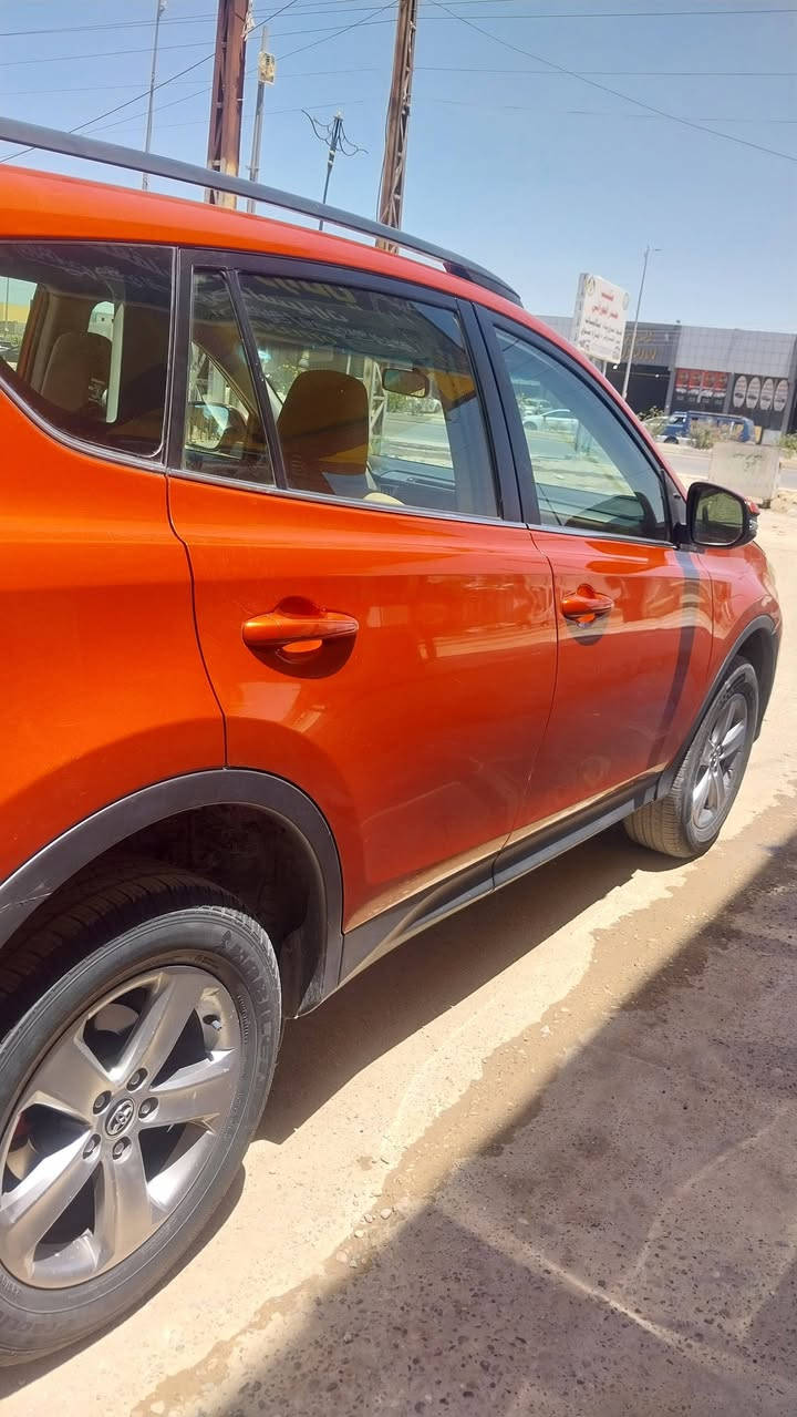 السلام عليكم 
RAV 4
موديل 2015 

سيارة كاملة اي نقص مابيهة علة وضع الشركة 
للاستفسار على الرقم ***********
