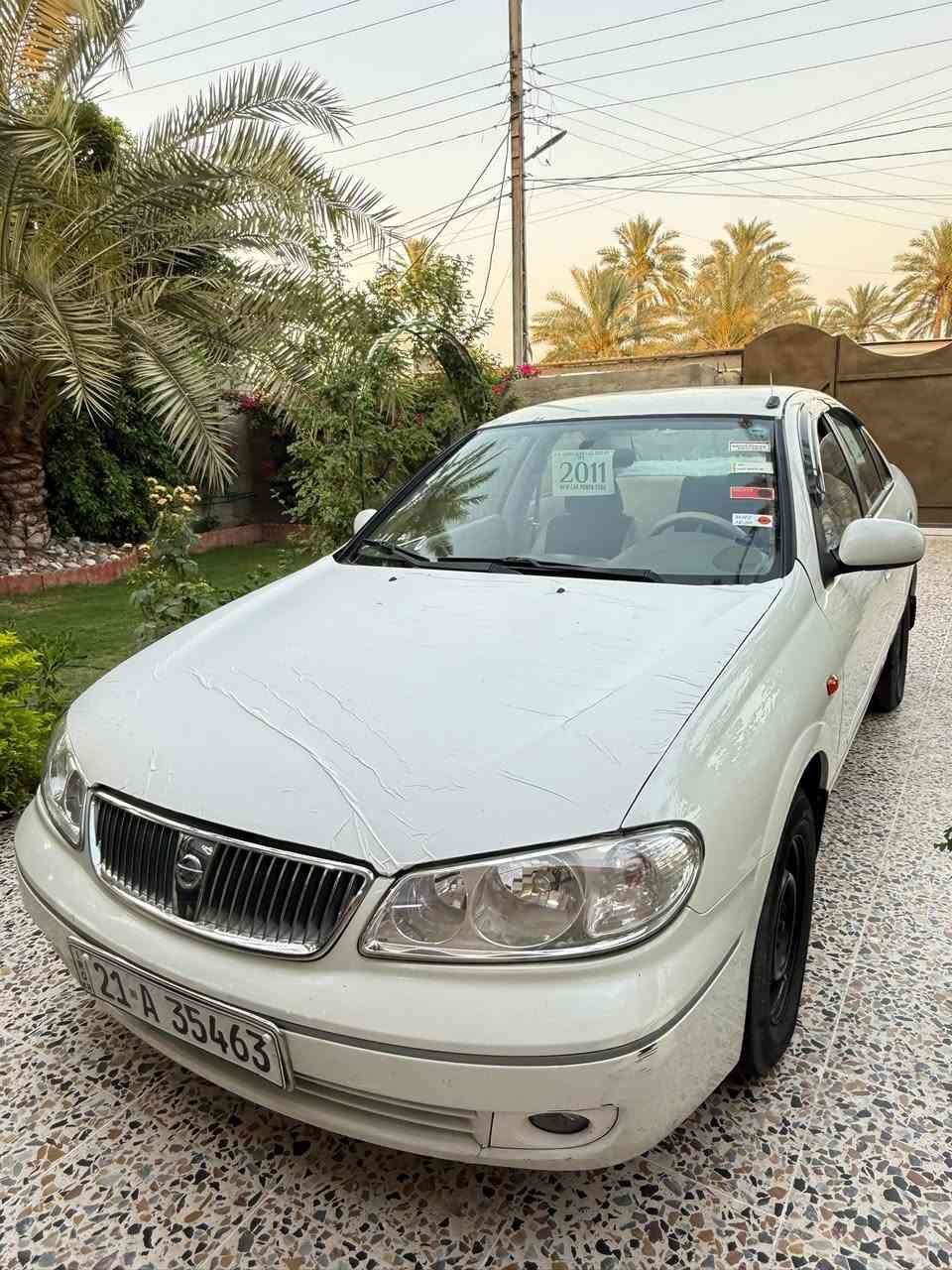 السلام عليكم 
نيسان سني ياباني موديل ٢٠٠٩
محرك اسود 
لون ابيض صدفي 
تبريد تدفئة ١٠٠٪؜ 
كهربائيات تحكم كلها ١٠٠٪؜
رقم سليمانية باسمي السيارة 
السيارة نظيفة ومكفولة بالعافية على الياخذها 
عنواني بغداد العبايجي 
رقم للتواصل ***********
