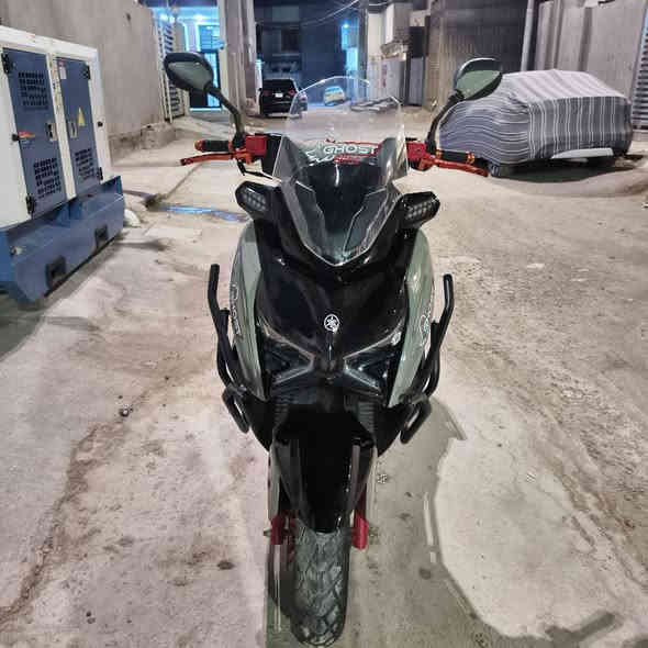 سلام عليكم دراجه سكنز موديل 2025 صارله 8 اشهر من طالعه من الوكيل عداد 200 بصمتين تشغيل عن بعد كلشي شغال سعره 775 مال مستعجل رقمي *********** بي واتساب حلة
