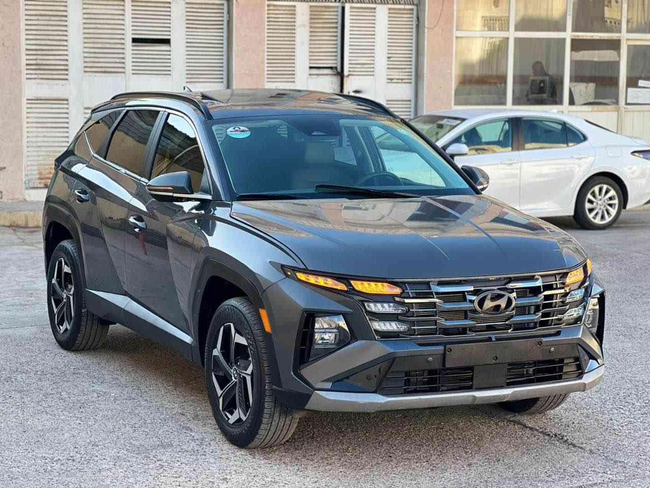 هوندايي تكسون ٢٠٢٥🔥فول فول ١/١
سعر بلاش 😱 150$ و بها مجال 
سياره مو حيزام ابيع حيزام بدون دواخل ارباك ستيرن سيستم شركه
ارباك سكان سيسته م شريكه
فحم و رادار بيلادي
موصفات:
شاشه كبير
شاشه ديجتال
تبريد بصمه
بانوراما
كوشن هيتر
كوشن جلد
كوشن كهربايي
Auto park
بريك بصمه
دبل اكسل
٥ كاميرات 
كيج كاميره
باب بصمه
صندوق شفط
ويل كروم
كوشن خزن
سكان هيتر
گير بصمه
Sport-normal-smart
شحن وايرليس
تحكم ستيرن

عنوان:عقره
*********** اكر, نينوى
