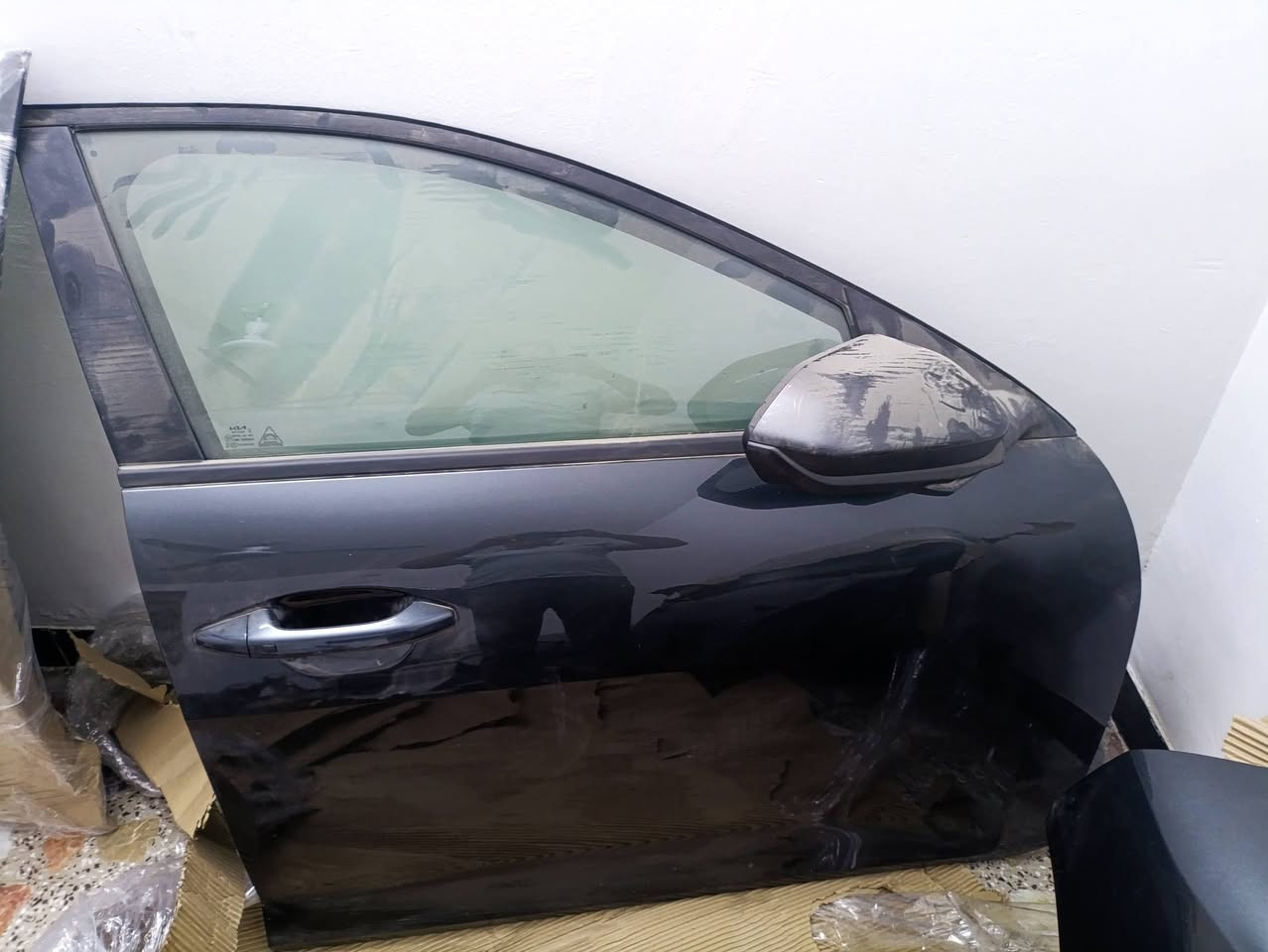 قطع K4
مكينه
باب الصدر الون فيلي
قماره
جاملغ خلفي يسره
سلف
دينمو
كمبريسر
بواري تبريد
دشبول
شباك ماسحات
ماطور ماسحات
ماطور ستيرن
مشط
دبلات
بولبرنات خلفيه
قاعدة فيوزات داخلية
فرس بطاين جاملغ خلف من الداخل
للاستفسار ***********
