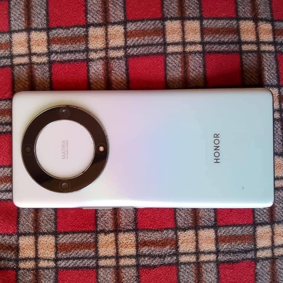 البيع هونر كلشي اصلي مامبدل ولا مصلح ابد سعر 220 وبي مجال


**إذا كنت صاحب هذا الإعلان وتريد حذفه لأي سبب، رجاءا أرسل رسالة إلى الدعم الفني**