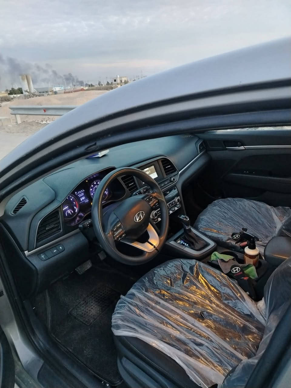 سلام عليكم النتره البيع أمريكي موديل 2020 المحرك 2000 مكان ناصريه الرقم دولي ذي قار بسمي سنويه جديد ضربته بنيد ودعاميه  الرقم النتصال ***********
