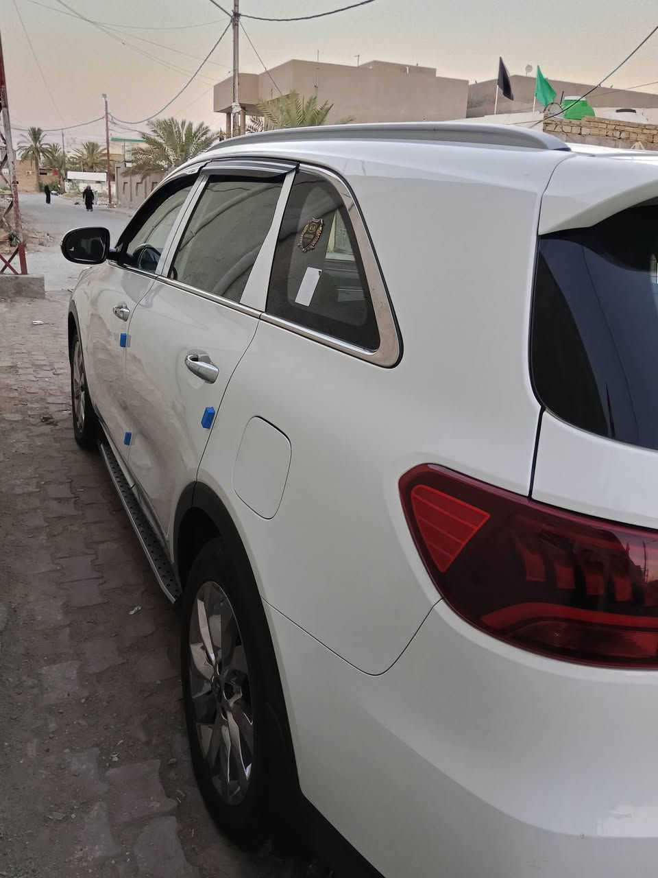 كيا سورنتو وارد خليجي موديل 2020 
محرك سته سلندر 3500 
كير8نمر شرط كفاله 
تبريد ثلاث قطع 
حداديه خير من الله جديده 
شاشه كبيره تحكم 
اربعه نظام وضع قياده
بصمه ابواب بصمه تشغيل 
جنطه كهرباء ميري شفط 
سبعه راكب 
انفيكيشن جي بي اس 
شاحن كاميرا دواره 
دبل شباك نيكل لد
لايت ثلاث عدسات 
كشنات اصلي جلد كهرباء 2
الخلف لمس بردات اصلي 
حساس خلفي امامي
وبعد بيها هواي مواصفات 
السعر/245/ مجال بسيط
للشراي والسونار موجود بلمنشور
***********
