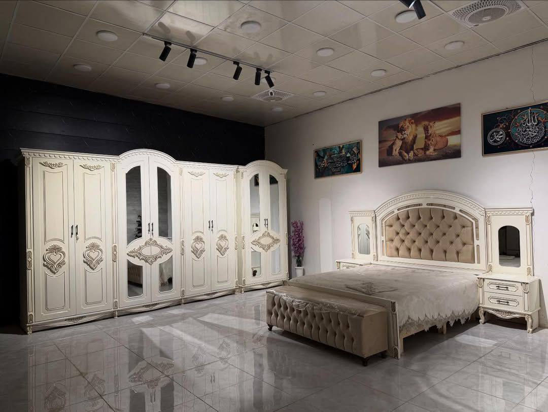 موديل جديد ضمن وجبه الدرجه الأولى
موديل (. أوبال )جاهز للحجز والتوصيل المباشر

ضمن وجبة الاصباغ البوية

غرفة 6 ابواب طابقين ملحق داخلي

تتكون من 10 قطع

وجه الكنتور يكون." 16 ملم  MDF 
داخل الكنتور صاج طبيعي 4 ملم 

ظهر الكنتور جرجوبة براغي 

القاعدة الارضية للكنتور بلوك بورد

ارتفاع الكنتور مترتين و62 سم 

عرض الكنتور مع زاويه الملابس 4 امتار و60 سم 

السرير طبقة بلوك بورد

السعر / مليونين و600


**إذا كنت صاحب هذا الإعلان وتريد حذفه لأي سبب، رجاءا أرسل رسالة إلى الدعم الفني**