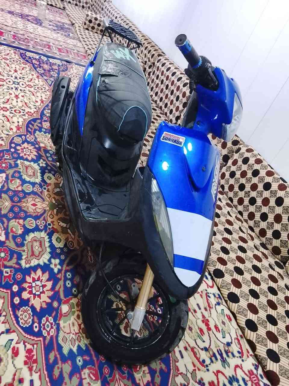 ٥٥ قابله لطيران شلعه ومعدل) معدلها١١٠ وقابل لزياده اذا مو قابل لزياده موجوعه دراجه خير من الله
(1صدر رياضي) 
(2ويل مشيف) 
(3 يدأت تزويد) 
(4صالنصه أف ام) 
دراجه كلش حلوه ناقصها ترتيب بصيط فقط🤞 
(***********) بي واتساب أو خاص مفتوح مو شراي لا تعبني👍
