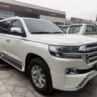 وايت اديشن • ٢٠١٨ • ٩٧٠٠٠ كم