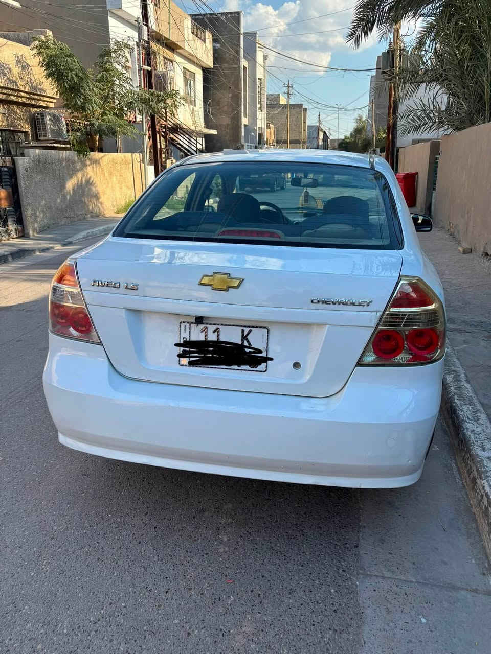 السلام عليكم 
للمراوس ب انفنتي Fx35
أفيو 2013 خليجي 1600 
بيها قطع صبغ احسبها عام سياره جاهزه مابيها أي نقص
مكاني بغداد هاتف ***********
